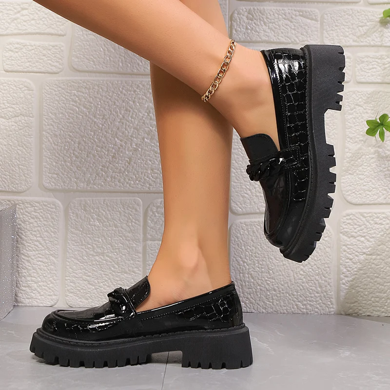 Platforma Chunky Square Heel L – Vintage Fashion Ladies recenzja i cena